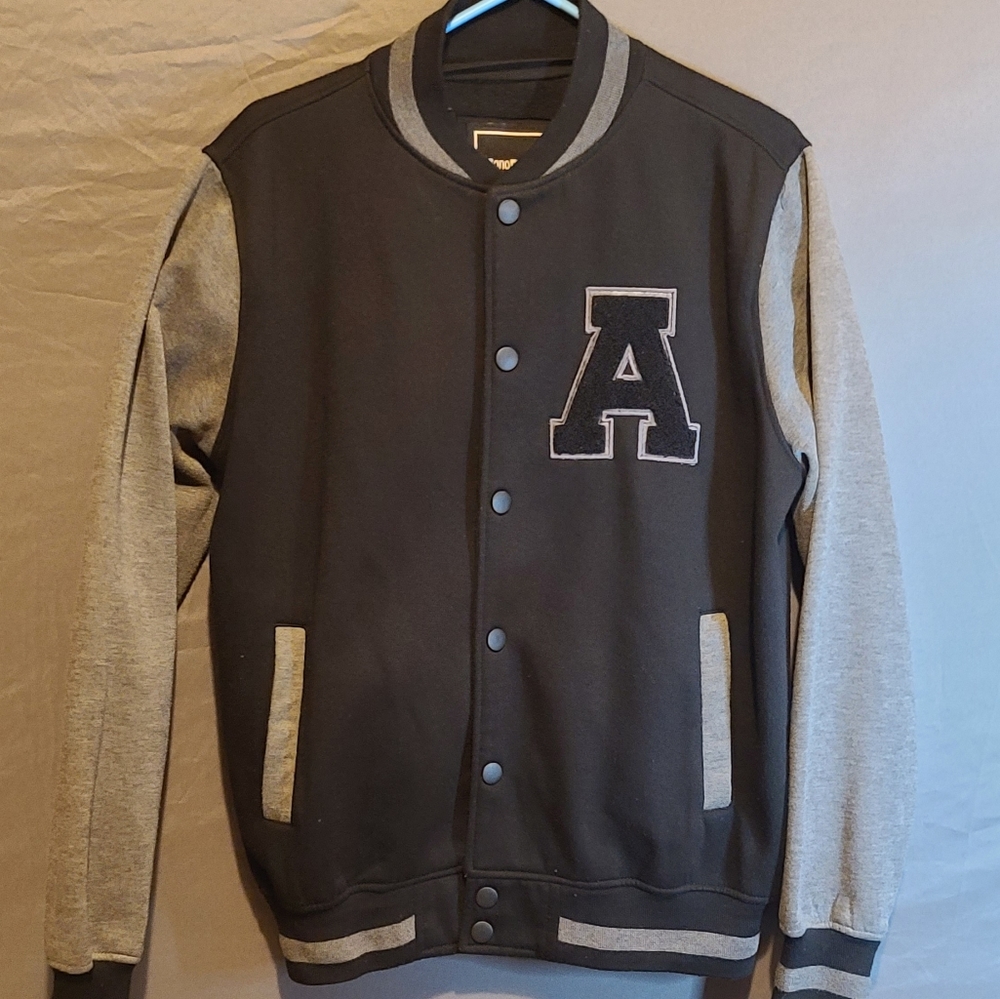 Jacket size M